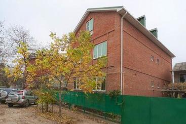 هتل Hz Hostel