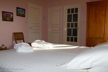 هتل Villa Mascarine