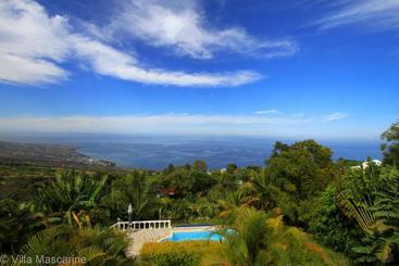 هتل Villa Mascarine