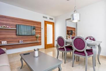 هتل Apartamentos Goodplaces Larios