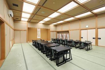 هتل Kamihata Onsen Sawarabi