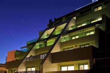 Athens Mosaico Suites & Apartments