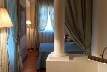 هتل Palazzo Finati