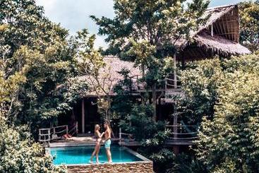 هتل The Hideout  Koh Yao Noi