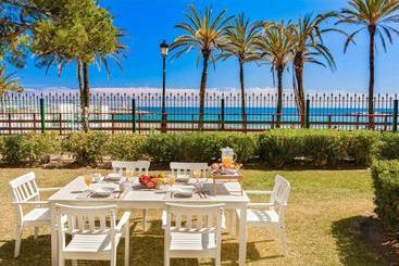 Banus Beach Apartments