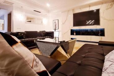 Banus Beach Apartments