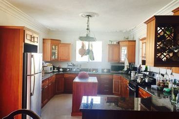 هتل Luxury Mountain Guesthouse