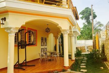 هتل Luxury Mountain Guesthouse