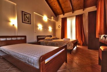 هتل Villa Apollo