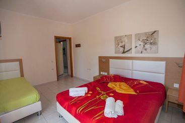 هتل Villa Apollo