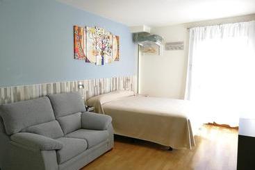 هتل Apartamentos Aralso