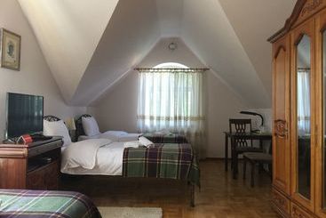 تختخواب و صبحانه Astoria Garden
