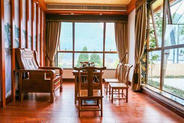 هتل Yangshuo Longting