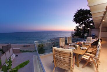 شقق خاصة سياحية Infinity Beach House In Kefalonia