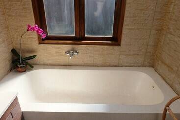 آپارتمانهای توریستها Villa Hening Bali