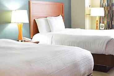 هتل The Inn At The Isle Of Capri Lake Charles