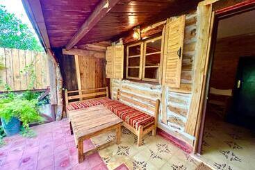 פנסיון Dar L Eau Vive