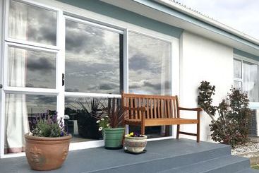 פנסיון Bluff Port Vista