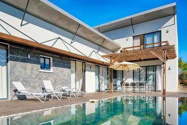 Villa Isis à L Entre Deux Avec Piscine Pour 7 Personnes