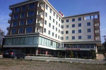 هتل Etap Altinel Aliaga