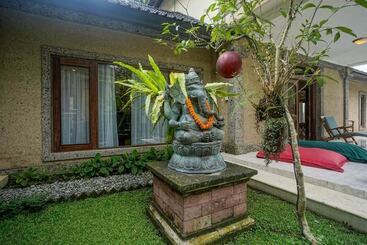 דירות לתיירים Villa Tirta Indah