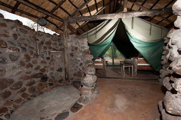 هتل Hippo Lodge