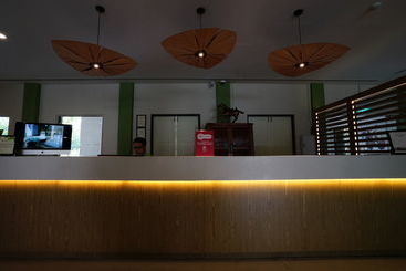 هتل Zen Rooms Changi Village
