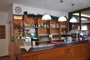 هتل Casa Alpina Dobbiaco