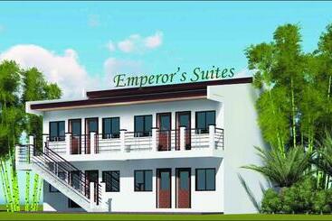 בית מלון כפרי Emperor's Suites