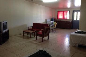 هتل Nia Mall Apartments