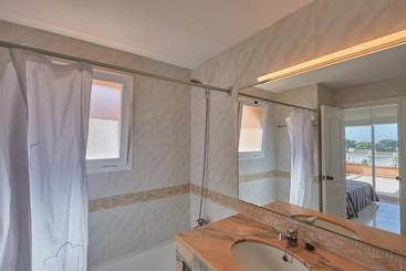 هتل Residence Sa Guilla II