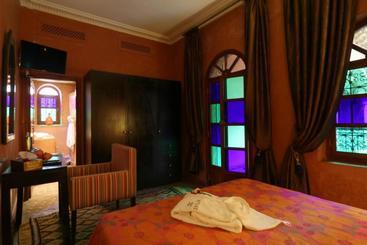 هتل Riad Atlas Quatre & Spa