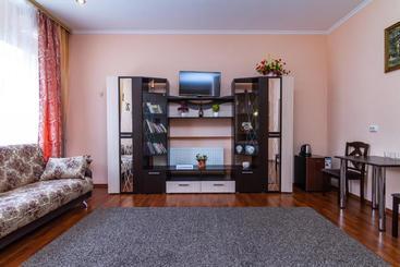هاستل Apartments Krasnodar Expo