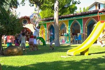 ホテル Villaggio Welcome Riviera D Abruzzo