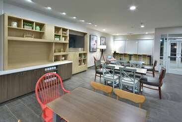 ホテル Home2 Suites By Hilton Duncan