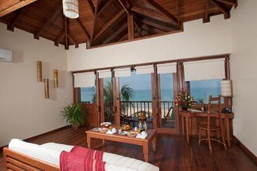 هتل The Residence