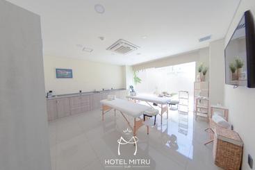 هتل Mitru Sur