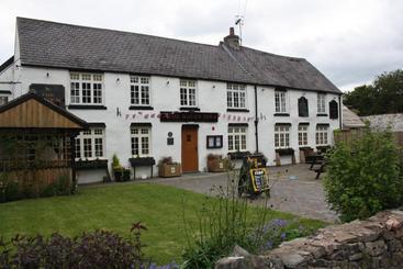 هاستل The Raven Inn