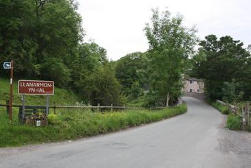 هاستل The Raven Inn