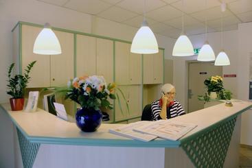 پانسیون Adler Hotel Delitzsch