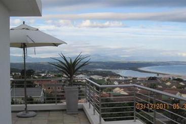 پانسیون Aquavit Guest House