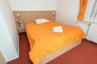 پانسیون Rooms Cvitar   Center