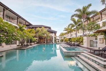 Апарт-отель Oaks Casuarina Santai Resort