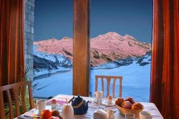 پانسیون Chalet Colinn
