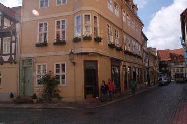پانسیون Kunsthaus