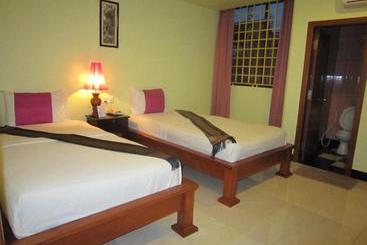 پانسیون Star Wood Inn