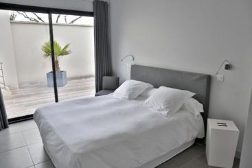 پانسیون Villa Mayarko Lafitenia Resort