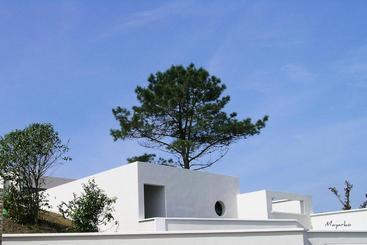 پانسیون Villa Mayarko Lafitenia Resort