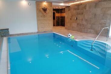 Apart Hotel Ideal