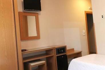 پانسیون Hostal Acueducto Los Milagros